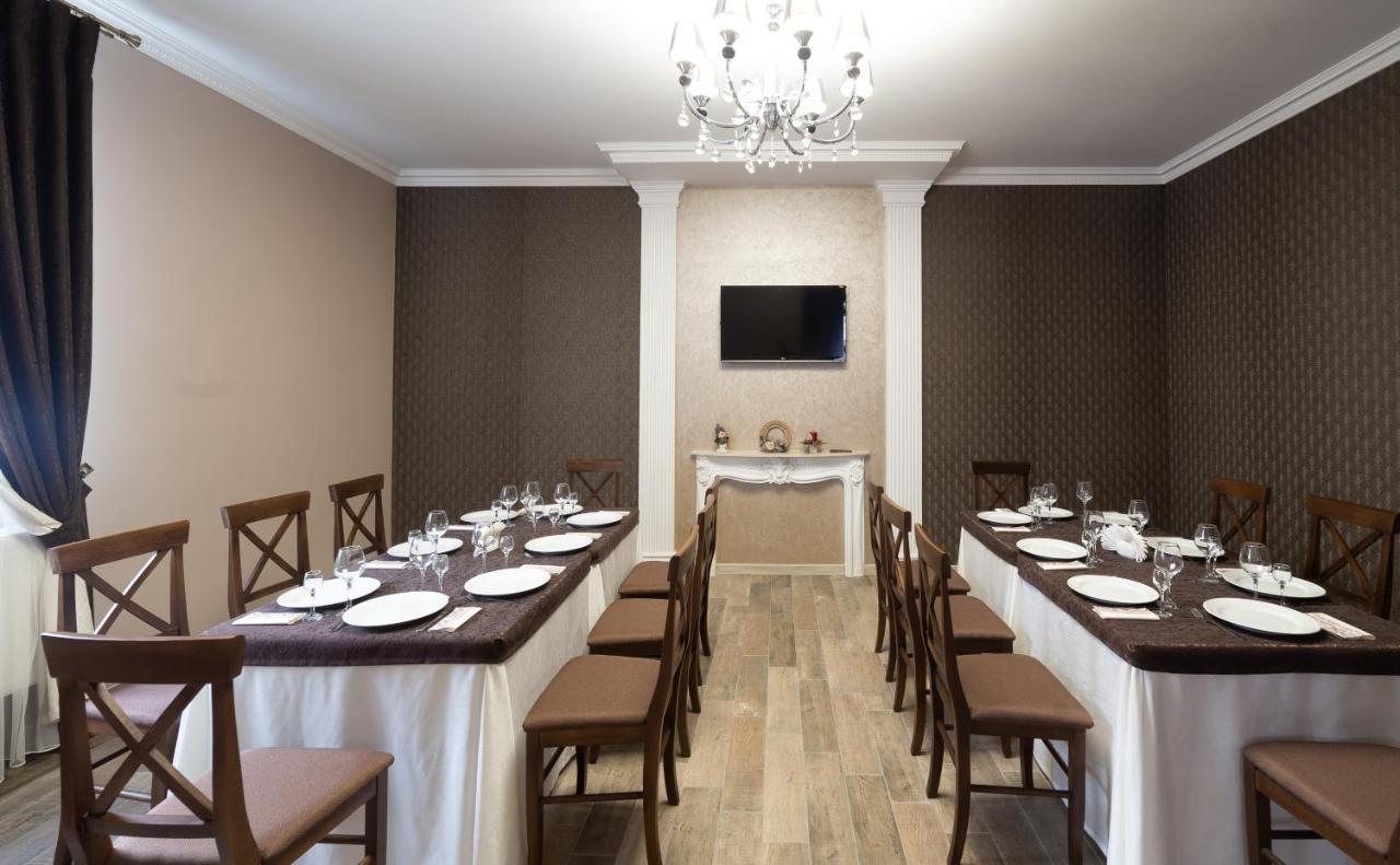 Hotel Legrand Stryj Zewnętrze zdjęcie