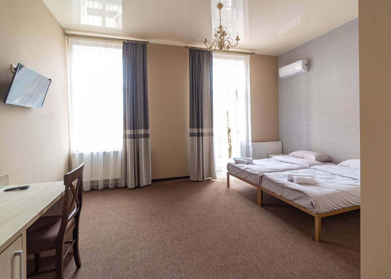 Hotel Legrand Stryj Zewnętrze zdjęcie
